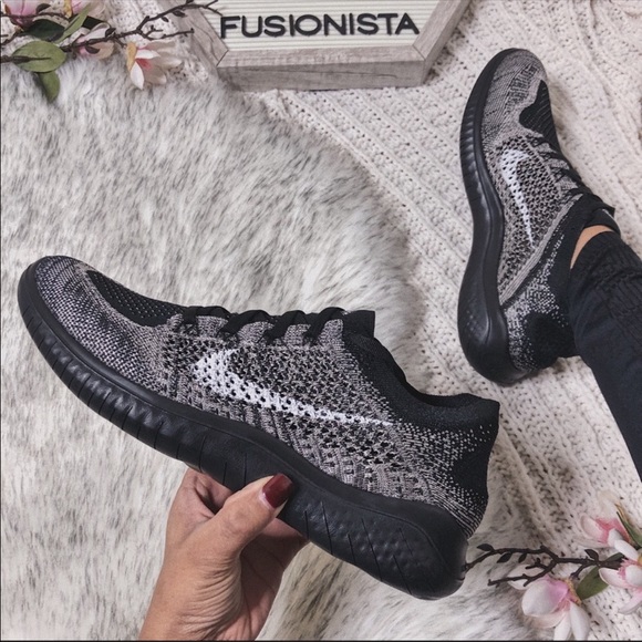 Nike Shoes - NWT 🍭 Nike Free Run Flyknit 2018 Taupe/Black 11W